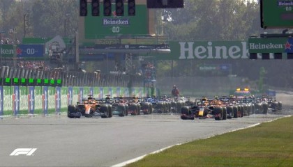 hupu-意大利站里卡多夺冠 汉密尔顿维斯塔潘“惊天一撞”