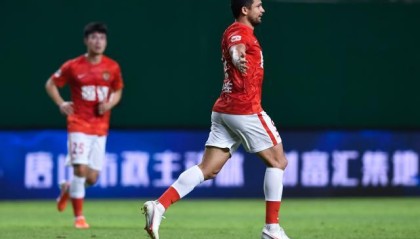 hupu-另类戴帽艾克森成德比新主角 离李金羽纪录仅2球