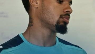 虎扑社区-官方：水晶宫门将欧文-古德曼租借加盟英甲巴恩斯利