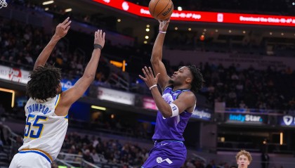 虎扑体育-科利尔送22记助攻创生涯新高沃克24+6 爵士胜步行者